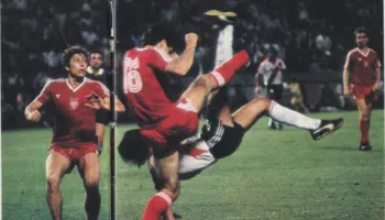 El hito marplatense que nadie recordó: La chilena de Francescoli