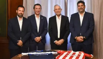 Alak se reunió con autoridades de Gimnasia, Estudiantes y Aprevide