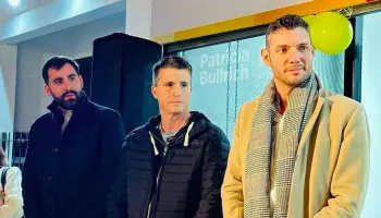 Fotos y denuncias siguen comprometiendo al diputado bullrichista, Damián Arabia