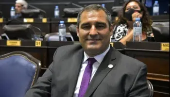 Juan Malpeli: “Nos gobierna un demente que tuitea todo el día”