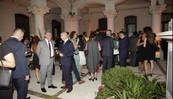 Cumbre de diplomáticos, políticos y empresarios para evento de apertura de año