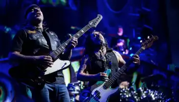 La Renga se aproxima a La Plata mientras espera confirmaciones