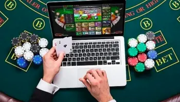 La rueda de la comunidad: cómo los casinos en línea construyen mundos conectados