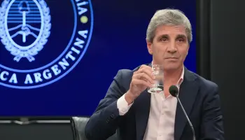 Caputo homenajeó a los veteranos de Malvinas con una foto de soldados estadounidenses