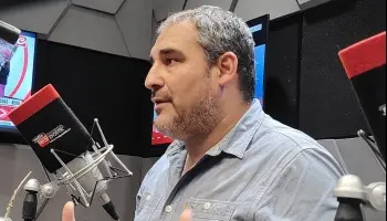 Juan Malpeli: “Caputo se pelea con las prepagas por aumentar, pero eso lo habilitó el DNU”