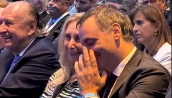"La casta es el otro" y el caradura de Manuel Adorni