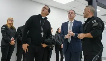 El Arzobispo Mestre visitó la Jefatura del Servicio Penitenciario Bonaerense