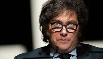 Javier Milei plagió un cuadro conceptual sobre el financiamiento de la UBA y fue desmentido por su autora