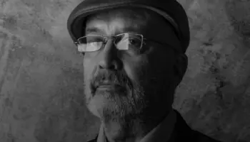 Javier Martínez y su mirada sobre el arte y la política