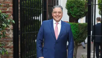 Se presentó la Plataforma Diplomática 2024 de Gente: "Se decidió apostar al cambio permanente"