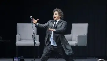 A falta de pan, solo queda el circo
