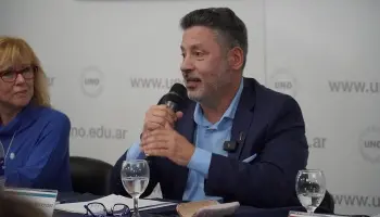 Conversatorio sobre Arturo Jauretche en la Universidad Nacional del Oeste