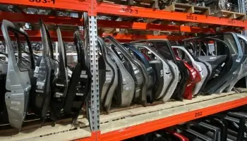 Por una vieja normativa vigente, se pierden casi 600.000 millones en desechos de automóviles