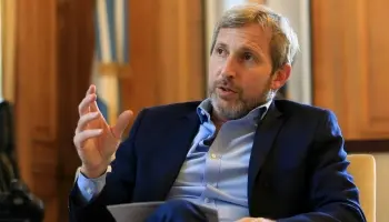 De chupamedia a preocupado: Frigerio busca financiamiento para las obras en Entre Ríos