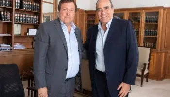 Río Negro a favor de la Ley Bases tras un acuerdo con dinero y obras cerrado por Weretilneck