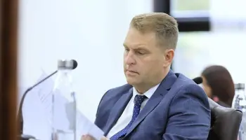 Raúl Von Der Thusen cruzó a Melella y criticó la reforma constitucional que buscan implementar
