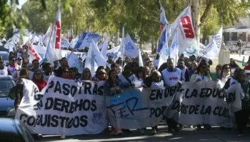 Continúan las protestas de Unter en Río Negro