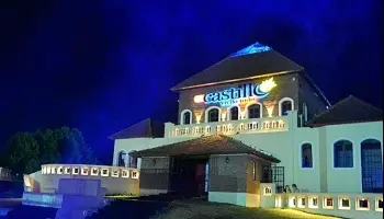 Un castillo, la política y justicia feudales y 20 años de atropellos y violaciones a la Constitución