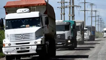 Tensión en Santa Fe por la tasa a los camiones