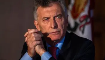 Macri, al acecho