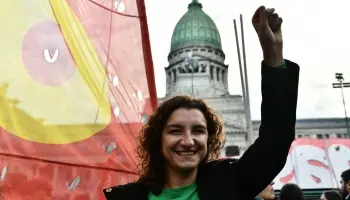 Vanina Biasi: "El Congreso está rescatando al gobierno nacional"