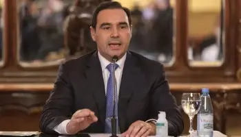 Crece la tensión con Valdés: En Corrientes empiezan a echar culpas y crece la grieta en el gobierno