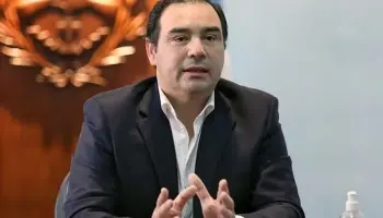 Corrientes: Valdés en el ojo de la tormenta, entre la investigación y las negligencias