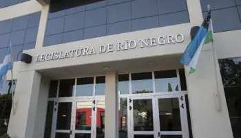 Río Negro: Tensiones políticas por la prórroga de concesiones hidrocarburíferas