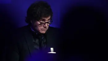 La imagen de Milei se desploma