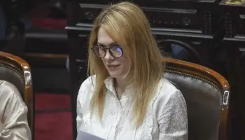 En violación a la ley de Ética Pública, Lilia Lemoine pide dinero a través de sus redes sociales