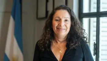 Cristina Caamaño: “La intervención de la Universidad de las Madres es totalmente ilegal”