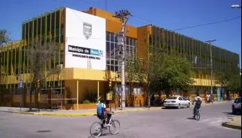 Río Negro: Trabajadores municipales bloquean dependencias de General Roca