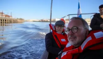 Sabbatella celebró la vuelta a la navegabilidad del Riachuelo