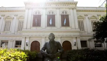 El intendente Alak saludó a la Universidad Nacional de La Plata en su 119° aniversario