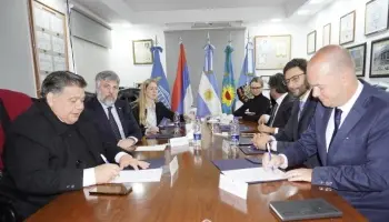 Ishii fortalece los lazos y firma convenio con una de las compañías de medicamentos más grandes del mundo