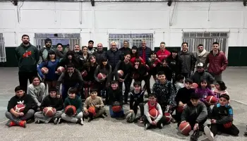 Entregaron nuevo equipamiento a un club de Berisso