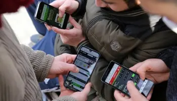 Apuestas online y redes sociales: "Es el peor uso del dinero posible”