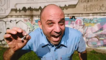 Edu Schmidt: "A veces te dan ganas de tirar la capa de Superman y que el mundo se arregle solo"