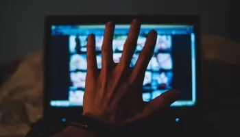 Adicción al porno y salud mental: "El uso problemático debilita lo cognitivo"