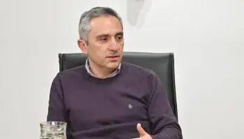 Entre incertidumbre y críticas, Larroque prepara la reapertura del centro Pablo Nogués