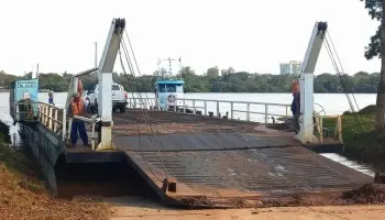 Corrientes: Nuevo debate con el servicio de balsa en Alvear