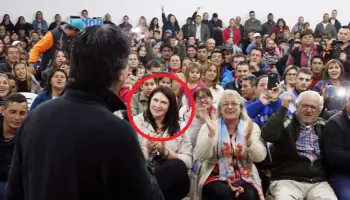 Piden que Jorge Capitanich reconozca la paternidad de un hijo oculto durante quince años