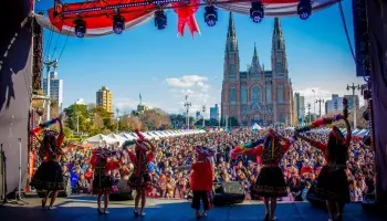 Perú Vive llega a La Plata