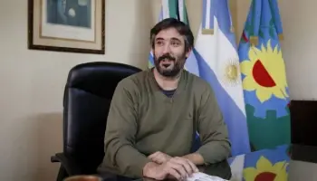 Sebastián Ianantuony: “Hoy las familias tienen que elegir entre comer o pagar los servicios”