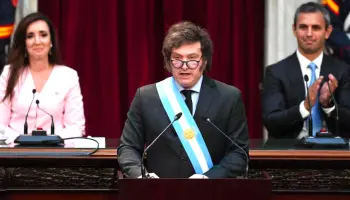 Dos de cada tres ve negativa la situación económica, pero la mayoría tiene “esperanza”