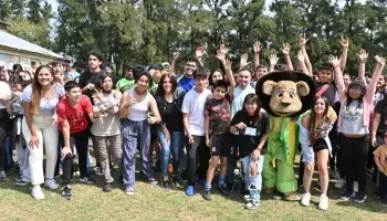 Los estudiantes recibieron la primavera en el Predio Municipal de Malvinas Argentinas