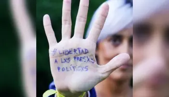 Adoctrinamiento: Militantes K brindaron una charla a alumnos de cuarto grado en el Colegio Nacional