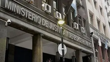 ATE: “El gobierno mantiene en vilo a los trabajadores mes tras mes”