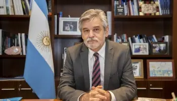 Daniel Filmus: “Lo que está haciendo Milei es destruir la ciencia y la tecnología en Argentina”
