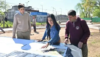 Malvinas Argentinas: Noe Correa visitó la obra de la plaza de la estación de Tortuguitas